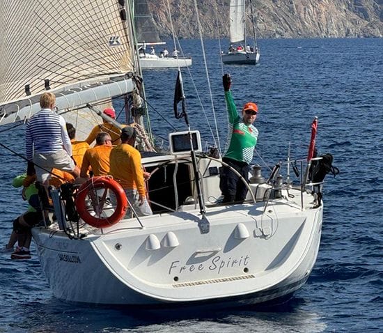 Лантана Парусная яхта